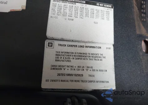 1997 GMC Sierra 1500 Sl Wideside z USA, uszkodzony, nr VIN 2GTEC19R8V1525629